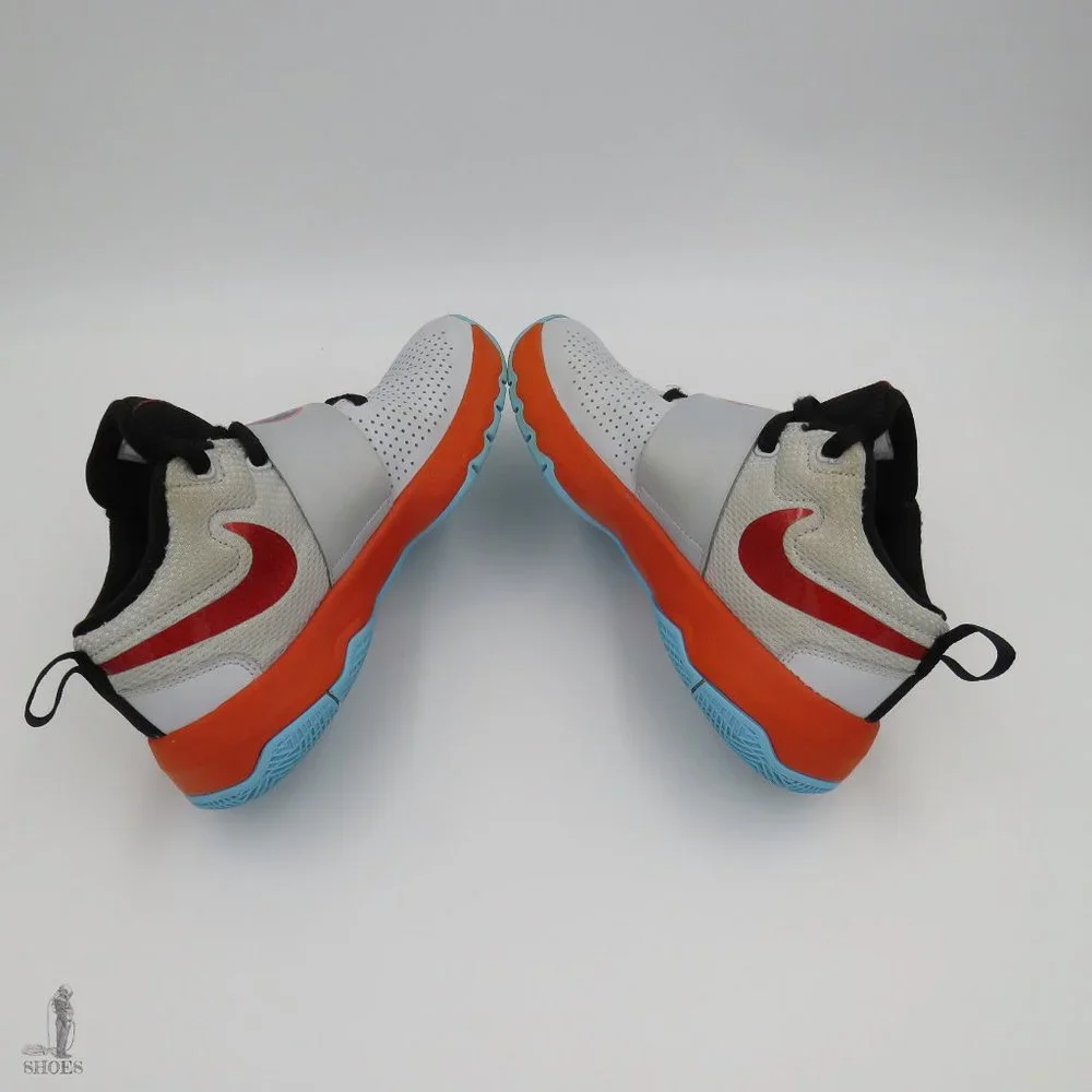 Nike‎ Tame Hustle D 8 SD GS 'Pure Platinum Orange'